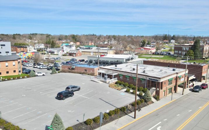 Pictures of Office property located at 1330 Mercer St, Princeton, WV 24740 for sales - image #1