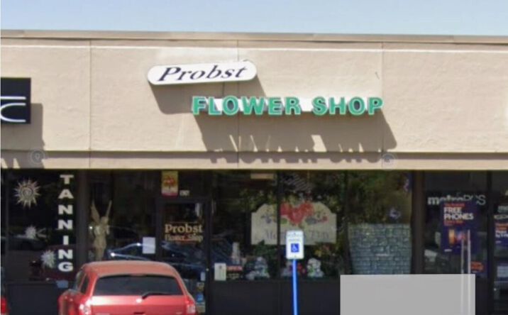 Pictures of Retail property located at 1626 Williams Hwy, Grants Pass, OR 97527 for sales - image #1