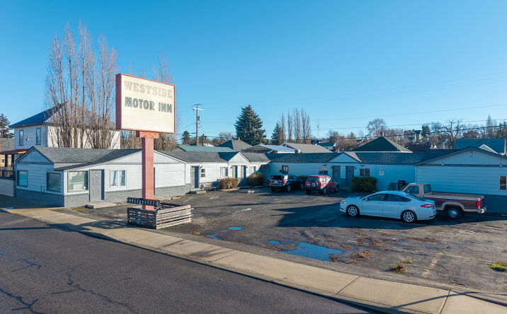 Pictures of Multifamily property located at 407 W 1st Ave, Ritzville, WA 99169 for sales - image #1