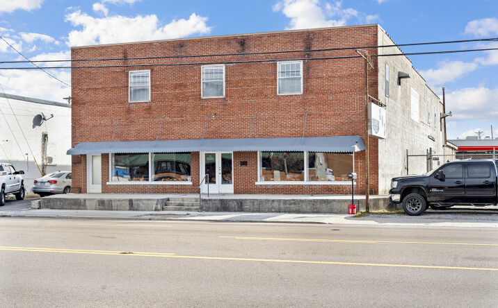 Pictures of Industrial, Mixed Use, Office property located at 803 McArthur St, Manchester, TN 37355 for sales - image #1
