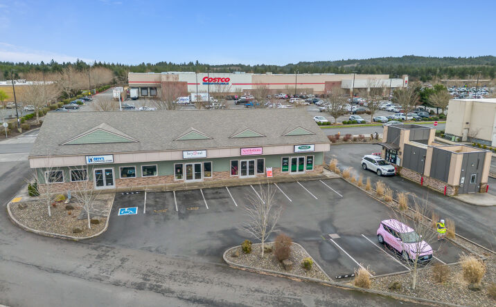 Pictures of Retail property located at 1520 SE Discovery Lane, Warrenton, OR 97146 for sales - image #1