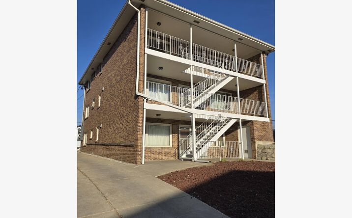 Pictures of Multifamily property located at 3235 S 12th St, Lincoln, NE 68502 for sales - image #1