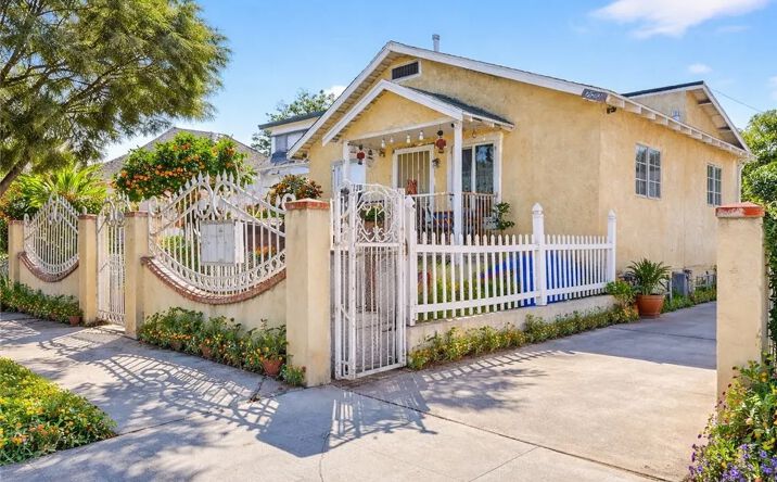 Pictures of Multifamily property located at 750 E 48th, Los Angeles, CA 90011 for sales - image #1