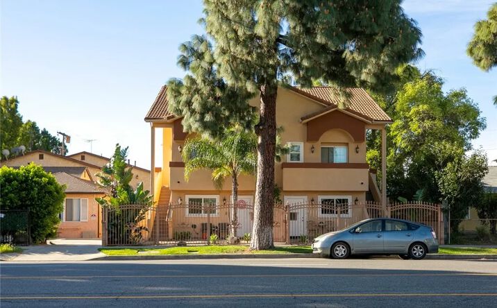 Pictures of Multifamily property located at 17088 Chatsworth Street, Granada Hills, CA 91344 for sales - image #1
