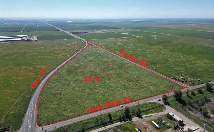 Pictures of Land property located at 59 Hwy 59, El Nido, CA 95340 for sales - image #1