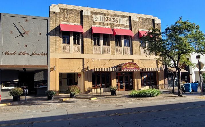 Pictures of Mixed Use, Office, Retail property located at 613 4th St, Santa Rosa, CA 95404 for sales - image #1