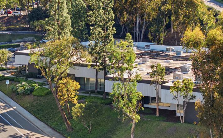 Pictures of Industrial property located at 9170-90 Camino Santa Fe, San Diego, CA 92121 for sales - image #1