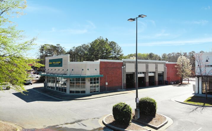 Pictures of Retail property located at 5740 Peachtree Industrial Blvd, Norcross, GA 30071 for sales - image #1