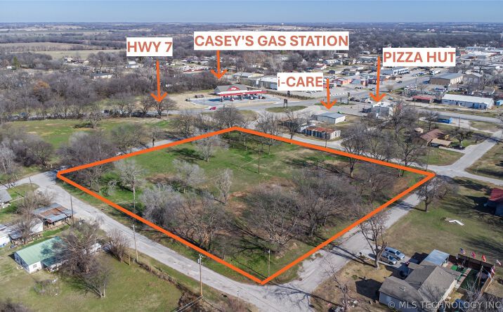 Pictures of Land property located at 101 E Street, Davis, OK 73030 for sales - image #1