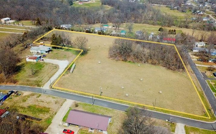 Pictures of Land, Multifamily property located at Highland Street, Carrollton, MO 64633 for sales - image #1