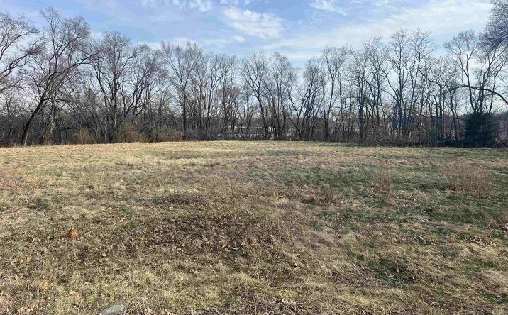 Pictures of Land property located at A Avenue E, Oskaloosa, IA 52577 for sales - image #1