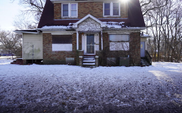 Pictures of Mixed Use property located at 5425 Melton Road, Gary, IN 46403 for sales - image #1