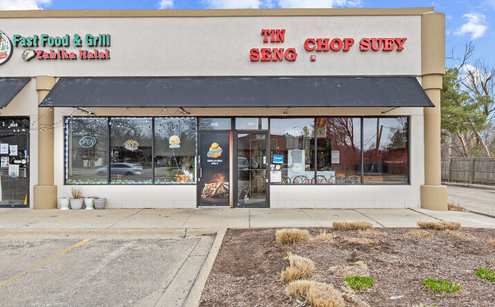 Pictures of Business for Sale, Retail property located at 801 N Quentin Road, Palatine, IL 60067 for sales - image #1
