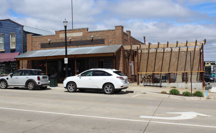Pictures of Hospitality, Retail property located at 4574 Dowling St, Montague, MI 49437 for sales - image #1