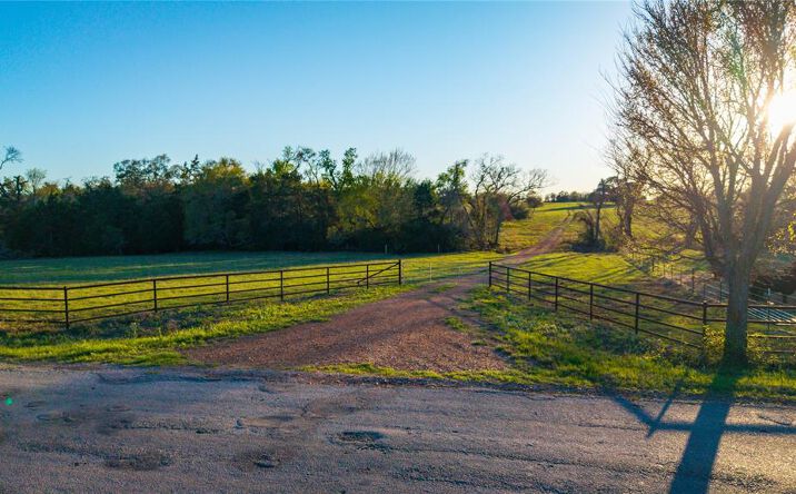Pictures of Land property located at 1700 Co Rd 216, Giddings, TX 78942 for sales - image #1