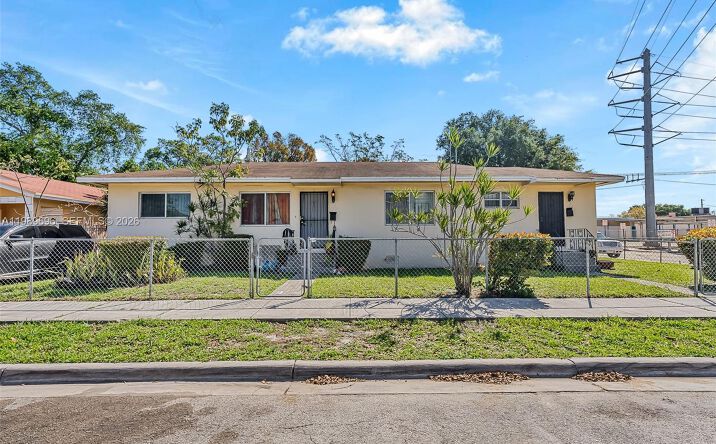 Pictures of Multifamily property located at 6701 NW 5th Ave, Miami, FL 33150 for sales - image #1