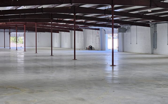 Pictures of Industrial property located at 245 Lands Rd, Madisonville, TN 37354 for sales - image #1