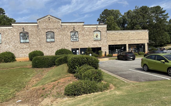Pictures of Retail property located at 3800 Holly Springs Pkwy, Holly Springs, GA 30115 for sales - image #1