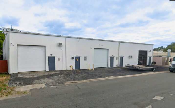 Pictures of Industrial property located at 114 SW 2nd Ave, Dania Beach, FL 33004 for sales - image #1