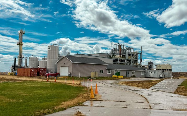 Pictures of Industrial property located at 5640 44th Ave S, Clinton, IA 52732 for sales - image #1