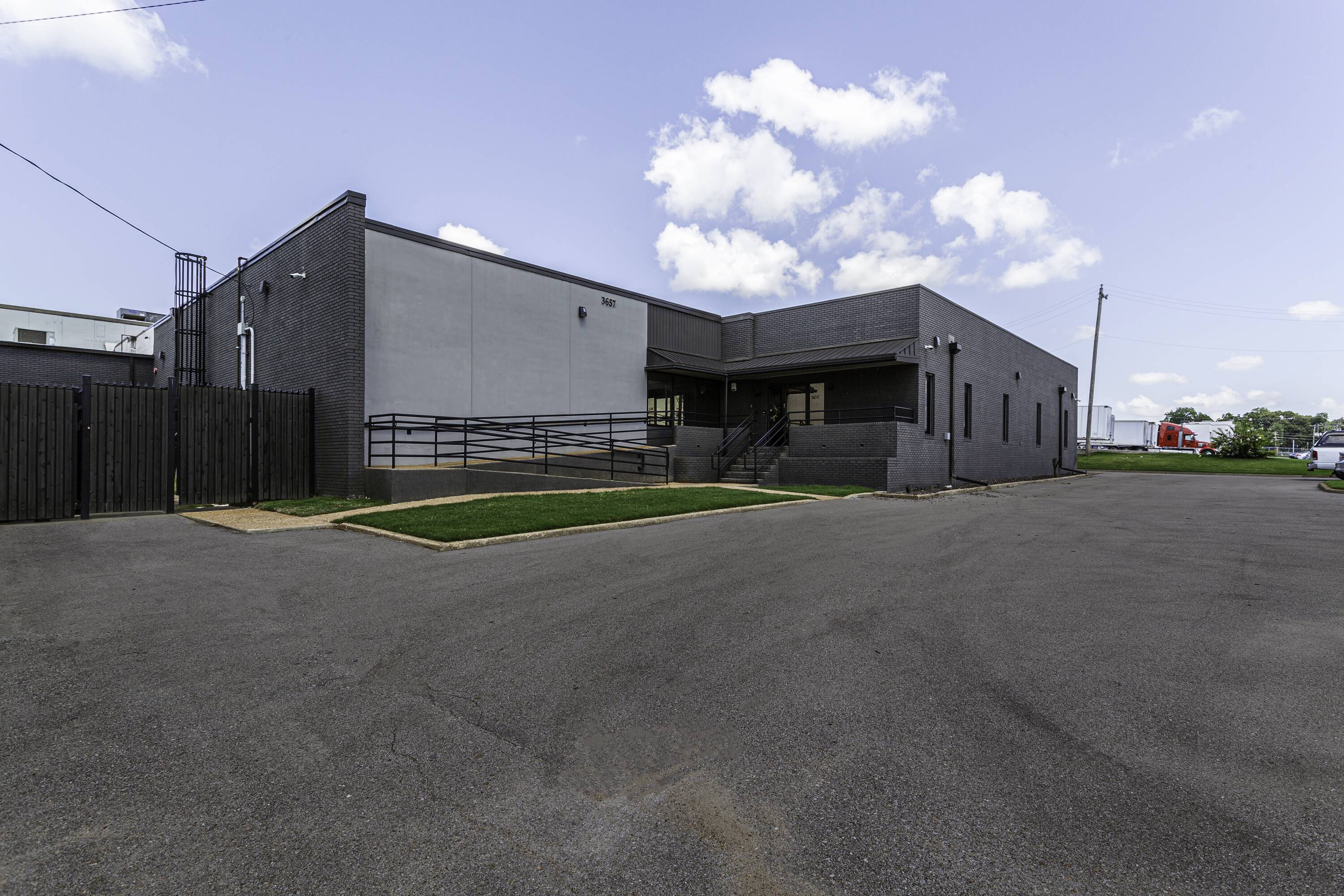 3657 Old Getwell Rd, Memphis, TN 38118 | Crexi.com