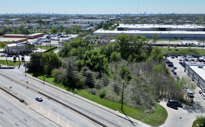 Pictures of Land property located at 14641 Northwest Fwy, Houston, TX 77040 for sales - image #1