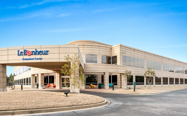 Pictures of Office property located at 100 N Humphreys Blvd, Memphis, TN 38120 for sales - image #1