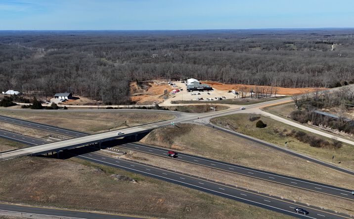 Pictures of Industrial, Multifamily, Land, Office property located at 167 Hays Drive, Eldon, MO 65026 for sales - image #1