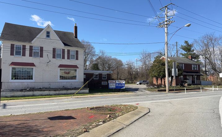 Pictures of Mixed Use, Multifamily, Office, Retail property located at 702-6 Delaware Street, Historic New Castle, DE 19720 for sales - image #1