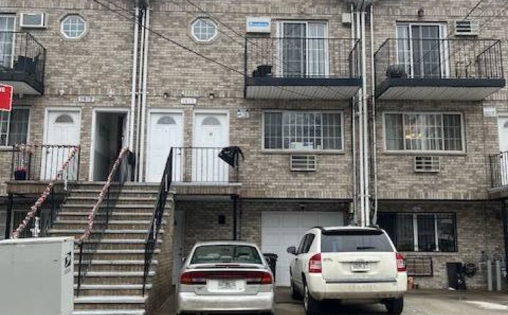 Pictures of Mixed Use property located at 1610 Melville Street, Bronx, NY 10460 for sales - image #1