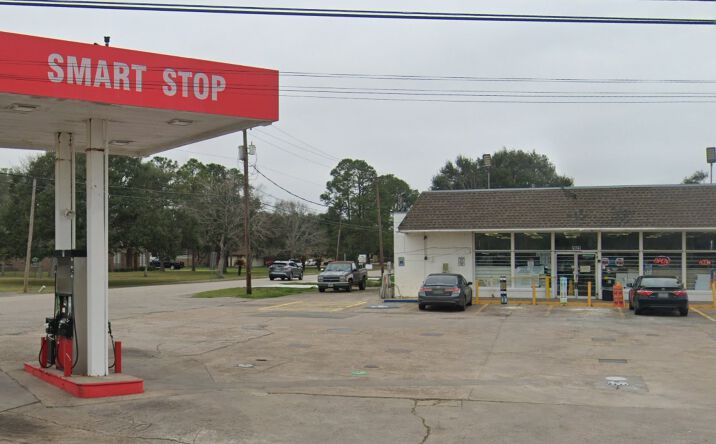 Pictures of Business for Sale, Retail property located at 2202 W South St, Alvin, TX 77511 for sales - image #1