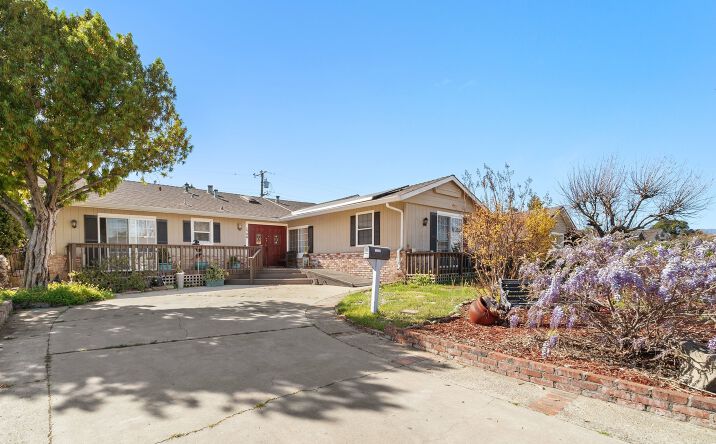 Pictures of Senior Living property located at 1708 Hallmark Ln, San Jose, CA 95124 for sales - image #1