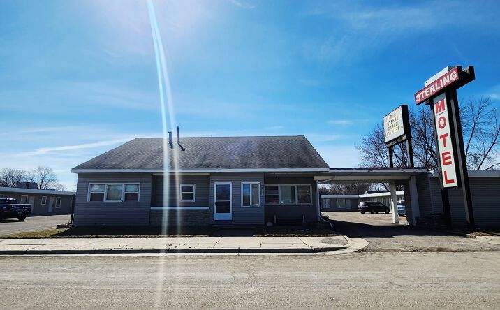 Pictures of Hospitality property located at 1507 W Oakland Ave, Austin, MN 55912 for sales - image #1
