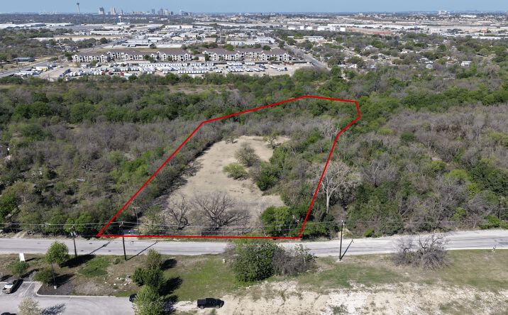Pictures of Land property located at 1027 Creekview Dr, San Antonio, TX 78219 for sales - image #1