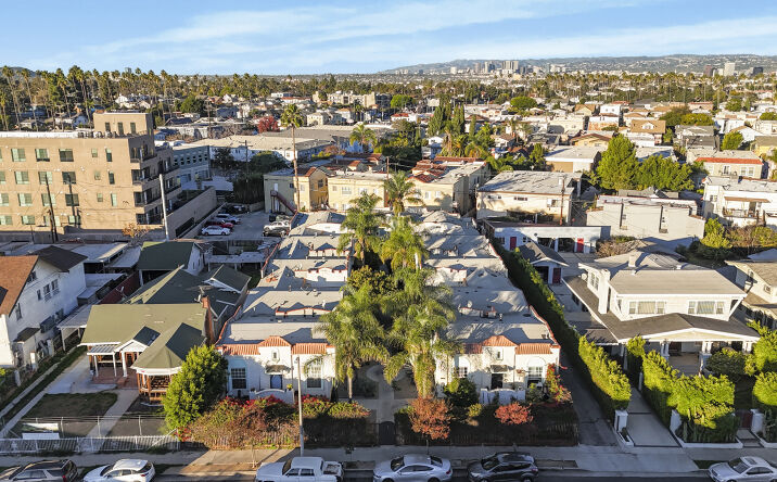 Pictures of Multifamily property located at 1533 6th Ave, Los Angeles, CA 90019 for sales - image #1