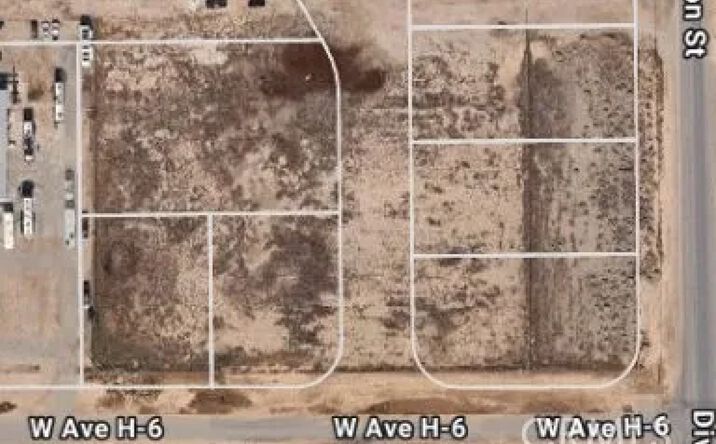 Pictures of Land property located at 45711 Division St, Lancaster, CA 93535 for sales - image #1
