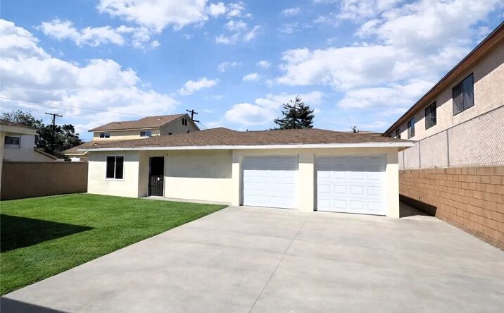 Pictures of Multifamily property located at 1267 W 166th, Gardena, CA 90247 for sales - image #1