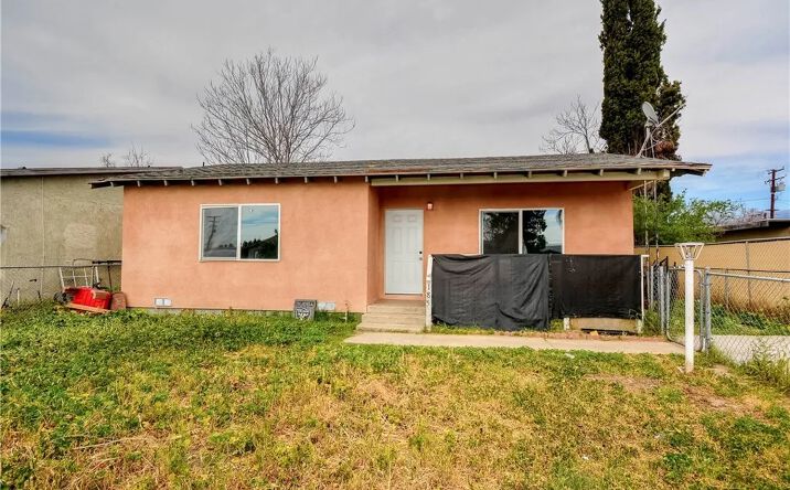 Pictures of Multifamily property located at 185 N Scovell, San Jacinto, CA 92583 for sales - image #1