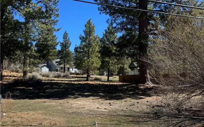 Pictures of Land property located at 351 Edgemoor, Big Bear Lake, CA 92315 for sales - image #1