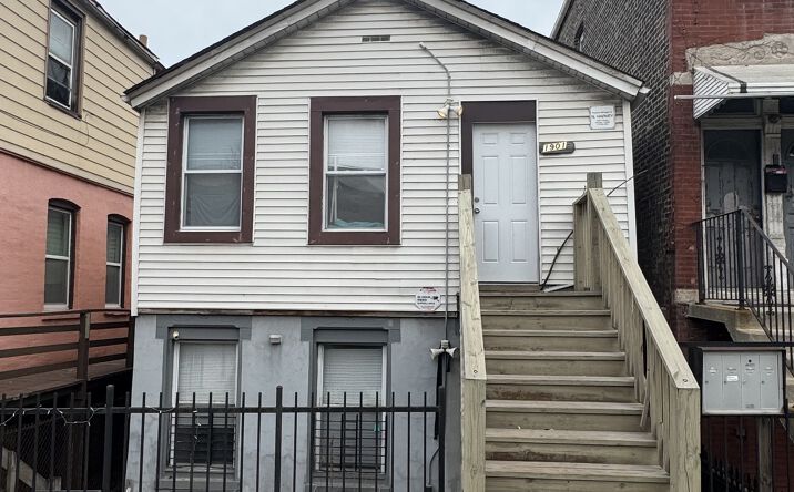 Pictures of Multifamily property located at 1901 S Ruble Street, Chicago, IL 60616 for sales - image #1