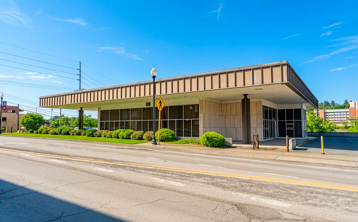 Pictures of Office property located at 214 Merchant St, Fairmont, WV 26554 for sales - image #1