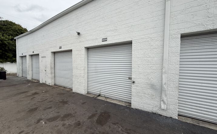 Pictures of Industrial property located at 806 NW 10th Terrace, Fort Lauderdale, FL 33311, 820  NW 10th Terrace, Fort Lauderdale, FL 33311, 721 NE 42nd St, Pompano Beach, FL 33064, 741 NE 42nd St, Pompano Beach, FL 33064 for sales - image #1