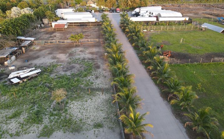 Pictures of Land property located at 17325 SW 188th St, Miami, FL 33187 for sales - image #1