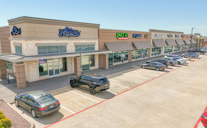 Pictures of Retail property located at 615 Main St, Frisco, TX 75036 for sales - image #1