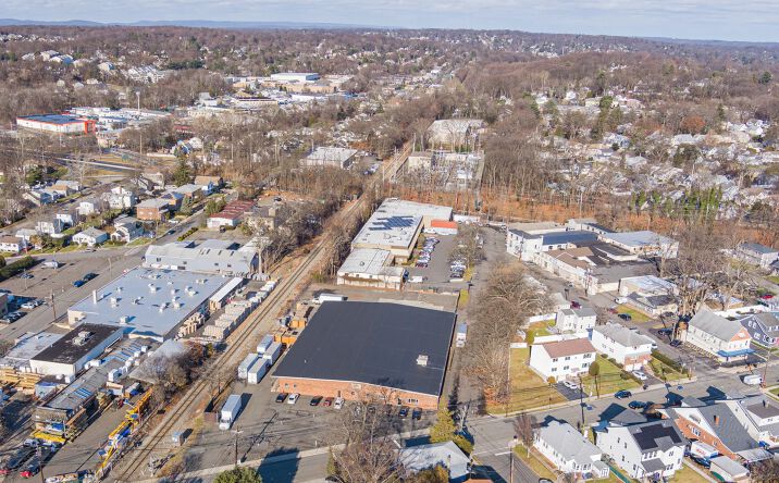 Pictures of Industrial property located at 185 Van Winkle Ave, Hawthorne, NJ 07506 for sales - image #1