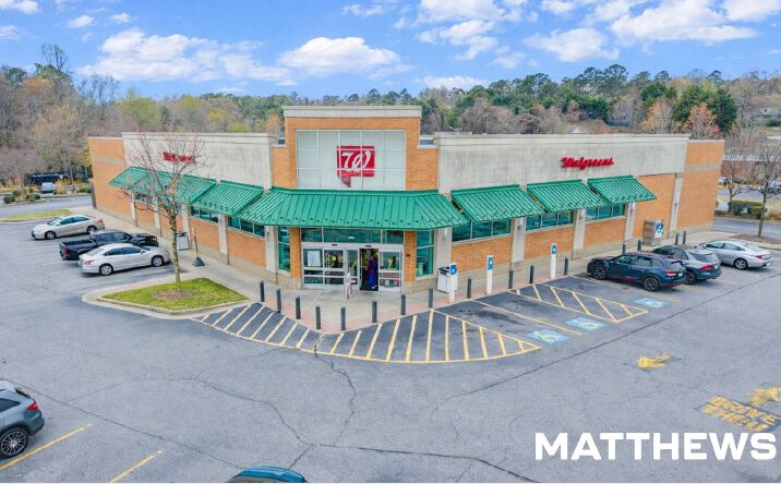 Pictures of Retail property located at 1650 Buford Hwy, Cumming, GA 30041 for sales - image #1