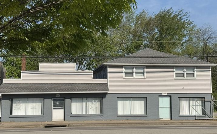 Pictures of Hospitality, Multifamily, Office, Retail property located at 4400 Cane Run Rd, Louisville, KY 40216 for sales - image #1