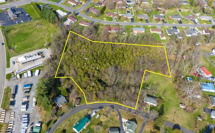 Pictures of Land, Multifamily property located at TBD Kentucky Street, Bristol, VA 24201 for sales - image #1