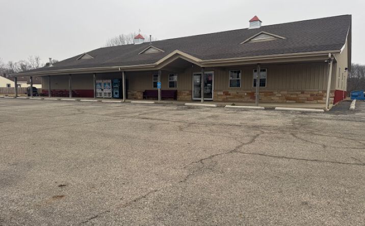 Pictures of Retail property located at 58413 Crumstown Hwy, South Bend, IN 46619 for sales - image #1