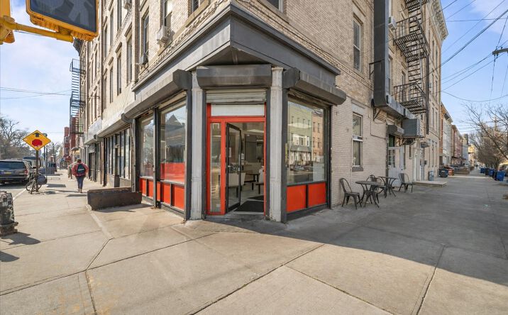 Pictures of Business for Sale property located at Nassau Ave, Greenpoint, NY 11222 for sales - image #1